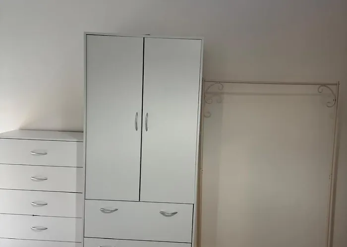 Centre Cosy With Free Parking & Gym